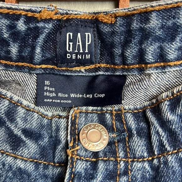 Gap High Rise Low Crop New Jeans - Picture 2 of 3